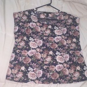 NEVER WORN Boxy Floral Shirt